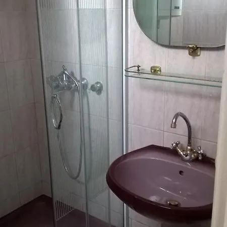 Apartman36 *